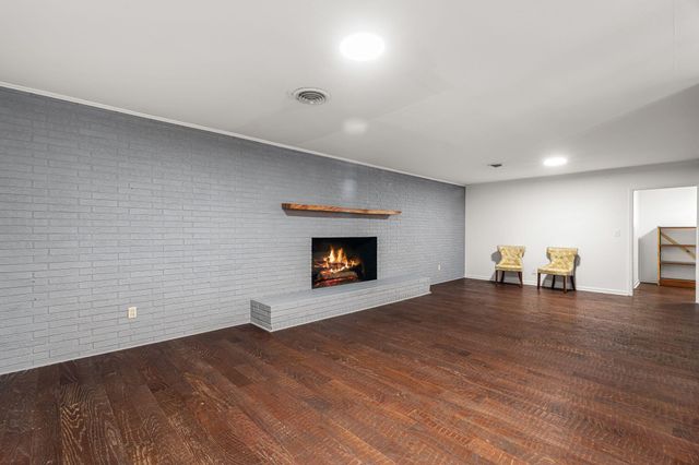 1212 Meadowood Rd., Columbia, MS 39429