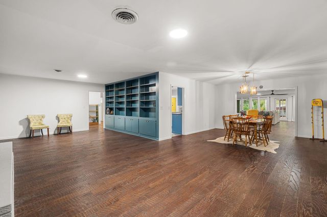 1212 Meadowood Rd., Columbia, MS 39429