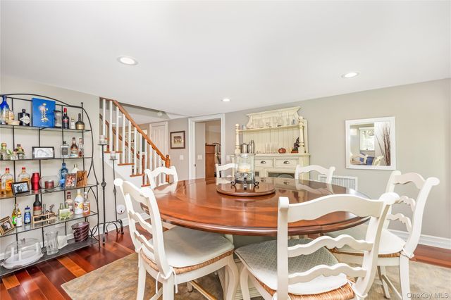 427 Vanderbilt Boulevard, Oakdale, NY 11769