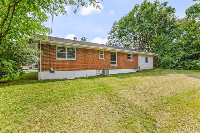 207 Carter Street, Farmington, MO 63640