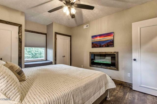 1120 Tanrac Trail, Gatlinburg, TN 37738