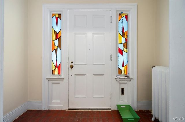 17 Pleasant Street, Utica, NY 13501