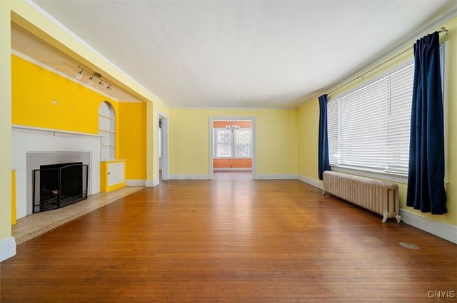 17 Pleasant Street, Utica, NY 13501