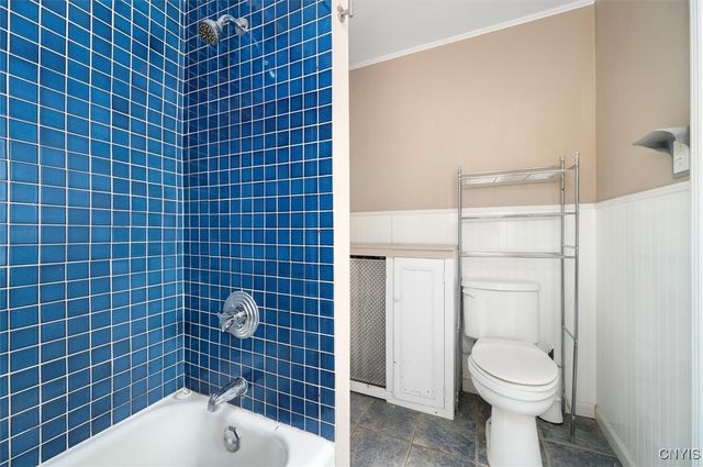 17 Pleasant Street, Utica, NY 13501