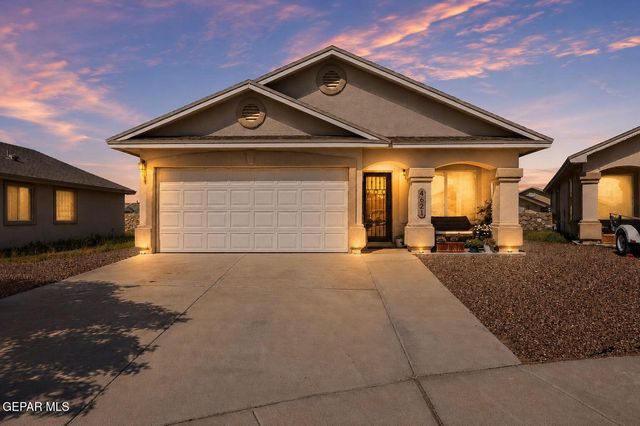 4621 LOLO CALDERA Way, El Paso, TX 79938