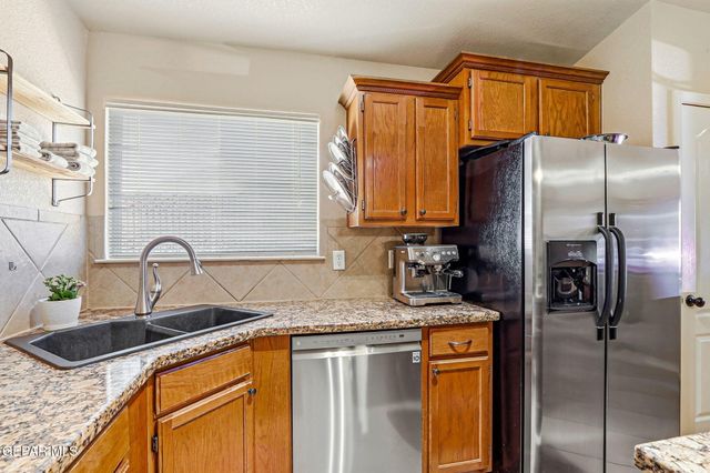 4621 LOLO CALDERA Way, El Paso, TX 79938
