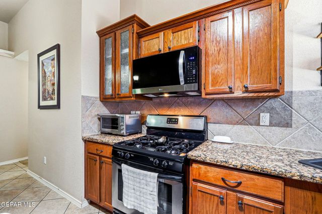 4621 LOLO CALDERA Way, El Paso, TX 79938