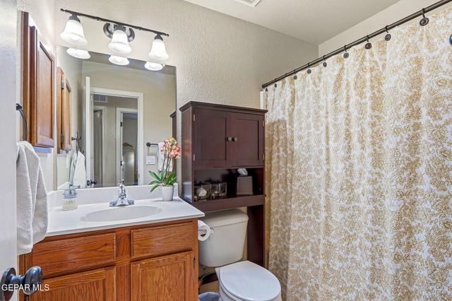 4621 LOLO CALDERA Way, El Paso, TX 79938
