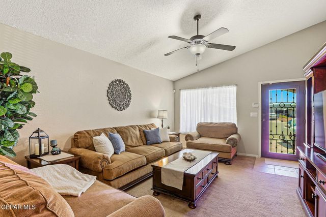 4621 LOLO CALDERA Way, El Paso, TX 79938