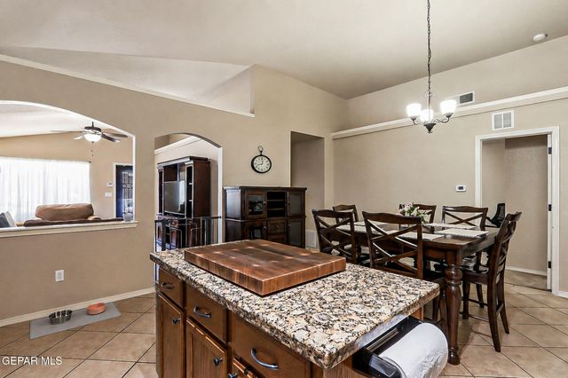 4621 LOLO CALDERA Way, El Paso, TX 79938