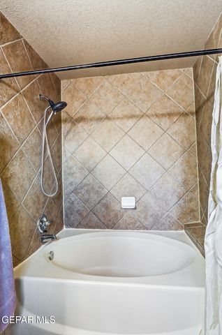 4621 LOLO CALDERA Way, El Paso, TX 79938