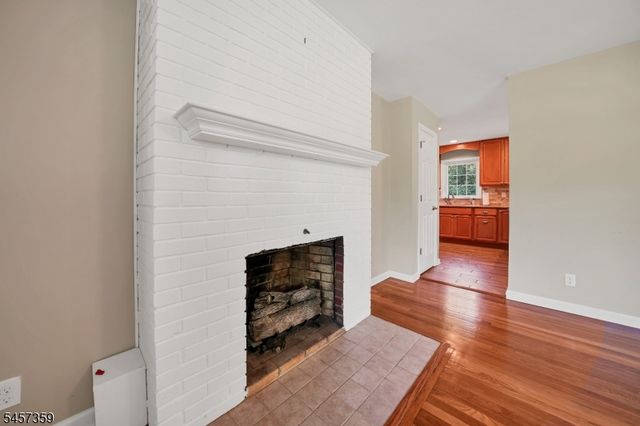 59 Dreahook Rd, Branchburg Twp., NJ 08876