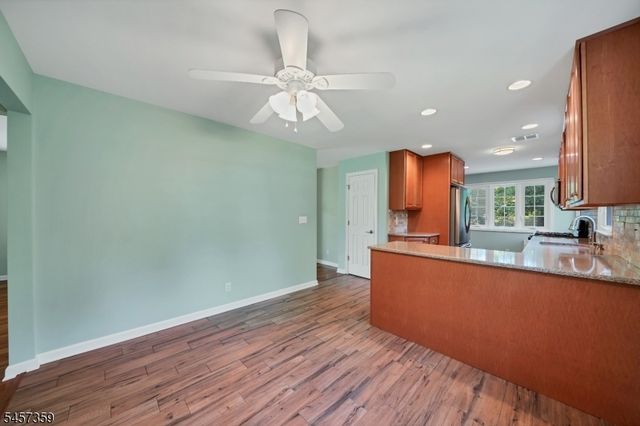 59 Dreahook Rd, Branchburg Twp., NJ 08876