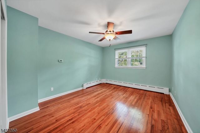 59 Dreahook Rd, Branchburg Twp., NJ 08876