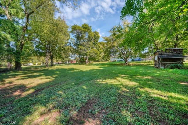 59 Dreahook Rd, Branchburg Twp., NJ 08876