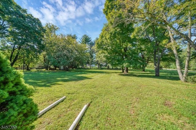 59 Dreahook Rd, Branchburg Twp., NJ 08876
