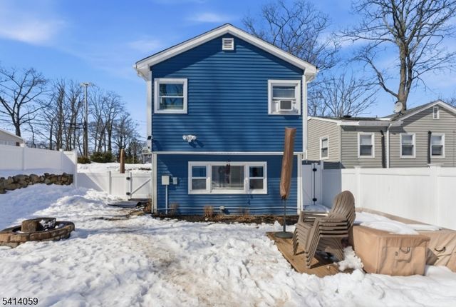 25 Bucknell Way, Hopatcong Boro, NJ 07843