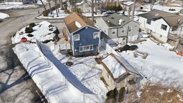 25 Bucknell Way, Hopatcong Boro, NJ 07843