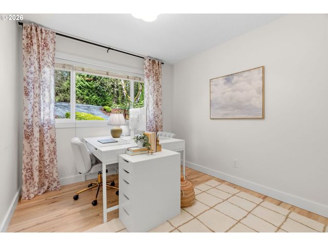 10455 Sw RIDGEVIEW Ln, Portland, OR 97219