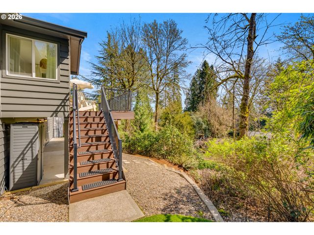 10455 Sw RIDGEVIEW Ln, Portland, OR 97219