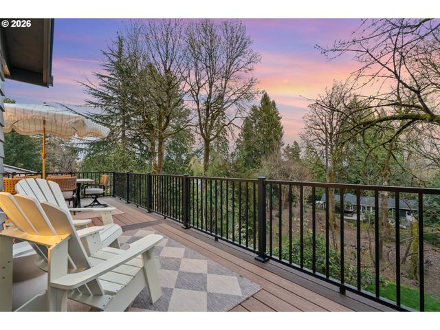 10455 Sw RIDGEVIEW Ln, Portland, OR 97219