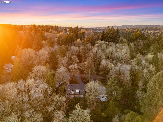 10455 Sw RIDGEVIEW Ln, Portland, OR 97219