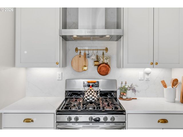 10455 Sw RIDGEVIEW Ln, Portland, OR 97219