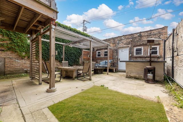 6504 S Maryland Avenue, Chicago, IL 60637