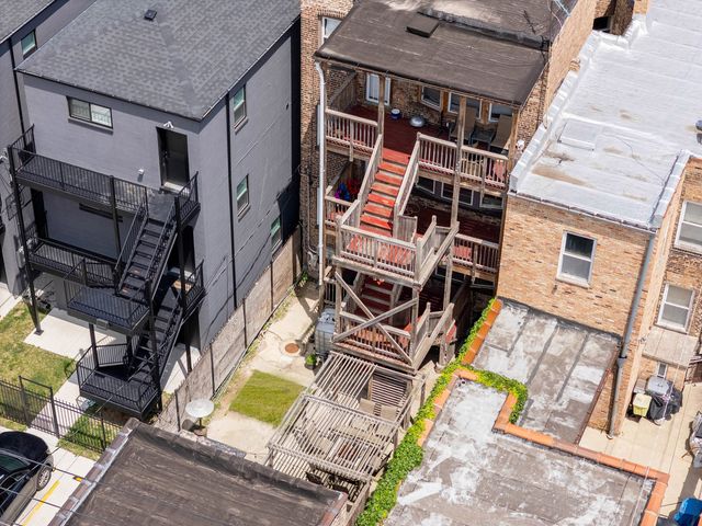 6504 S Maryland Avenue, Chicago, IL 60637