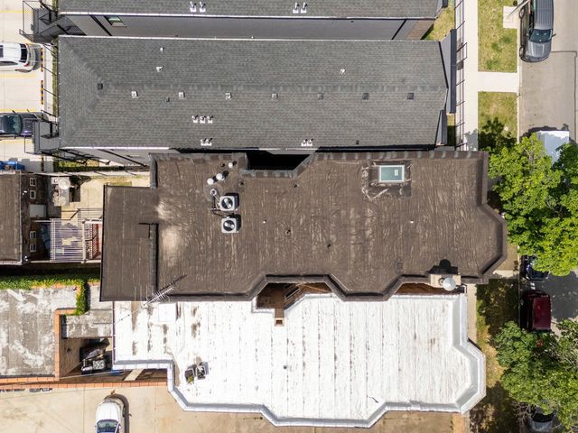 6504 S Maryland Avenue, Chicago, IL 60637