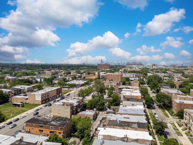 6504 S Maryland Avenue, Chicago, IL 60637