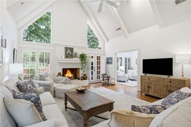 1473 Mahogany Chase NW, Acworth, GA 30101