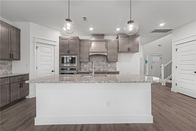 8820 Anise Drive, Centerton, AR 72719