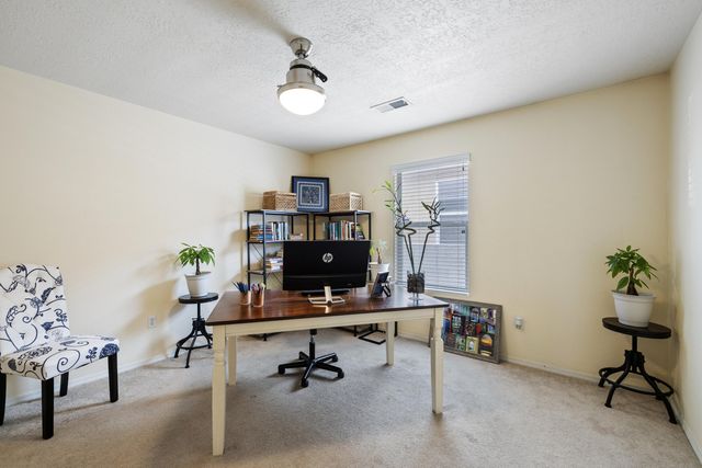 9205 Halyard Road NW, Albuquerque, NM 87121
