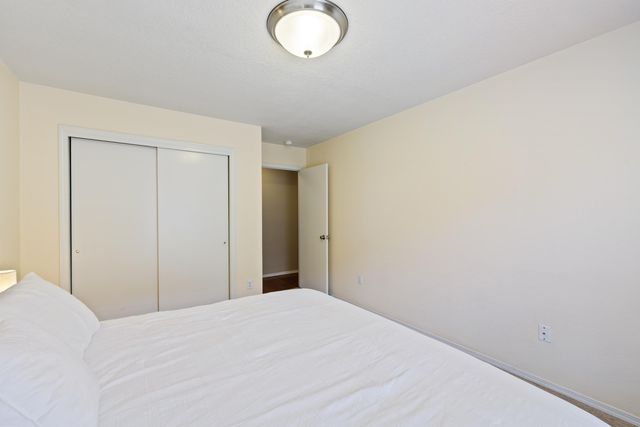 9205 Halyard Road NW, Albuquerque, NM 87121