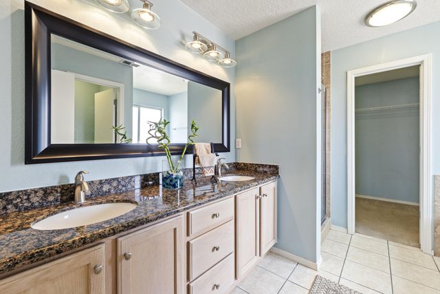 9205 Halyard Road NW, Albuquerque, NM 87121