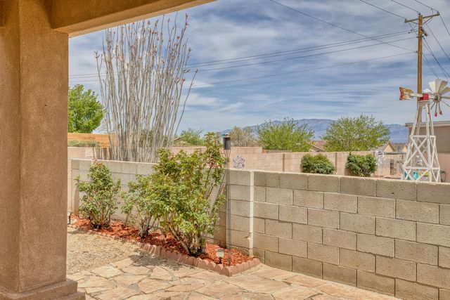 9205 Halyard Road NW, Albuquerque, NM 87121