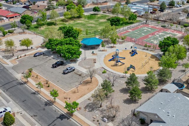 9205 Halyard Road NW, Albuquerque, NM 87121