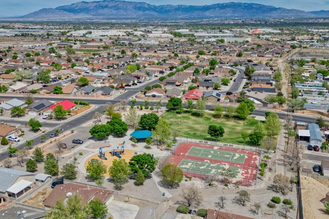 9205 Halyard Road NW, Albuquerque, NM 87121