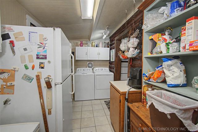 30266 S Hickory Lane, Cookson, OK 74427