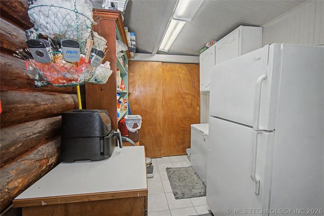 30266 S Hickory Lane, Cookson, OK 74427