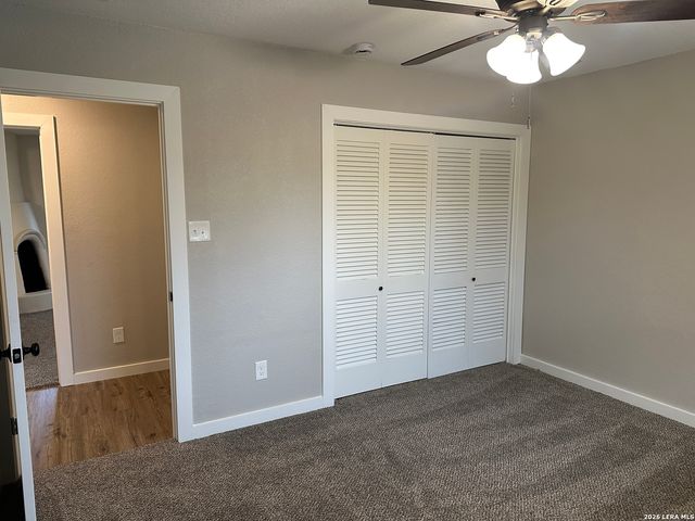 1228 E San Marcos St, Pearsall, TX 78061