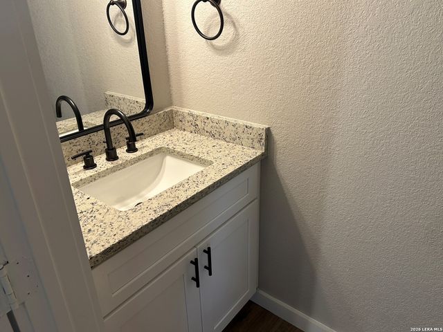 1228 E San Marcos St, Pearsall, TX 78061