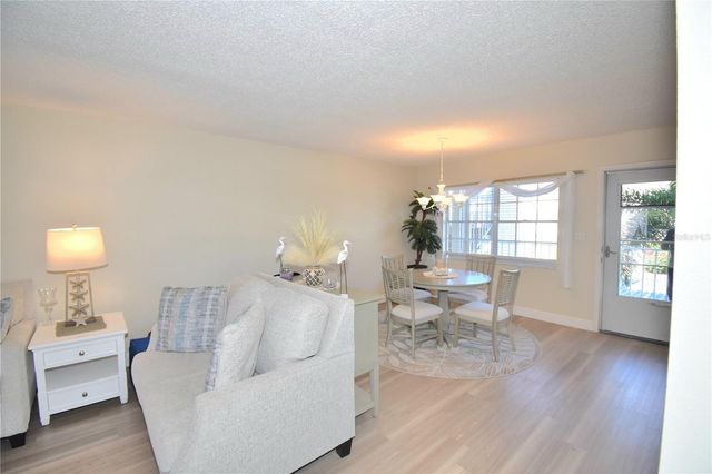 952 VIRGINIA STREET 209, Dunedin, FL 34698