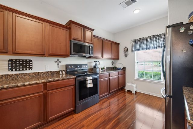 28021 Irving Drive, Magnolia, TX 77355