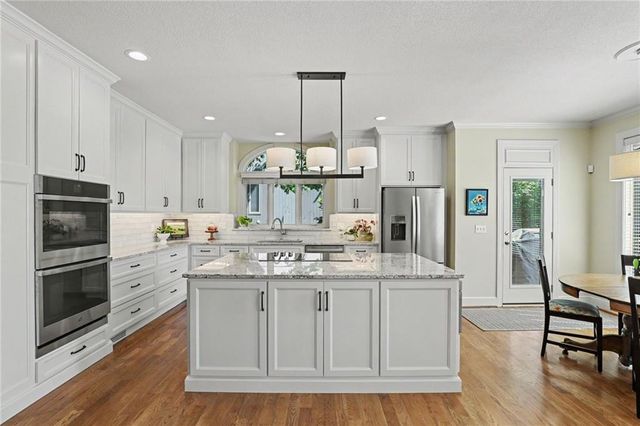 14716 Carter Street, Overland Park, KS 66221