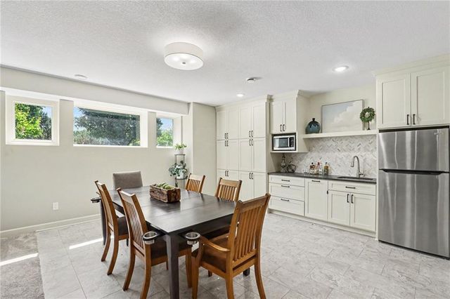 14716 Carter Street, Overland Park, KS 66221
