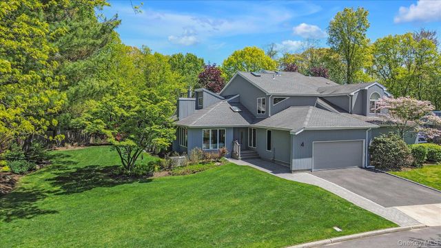4 Wood Path Drive, Northport, NY 11768