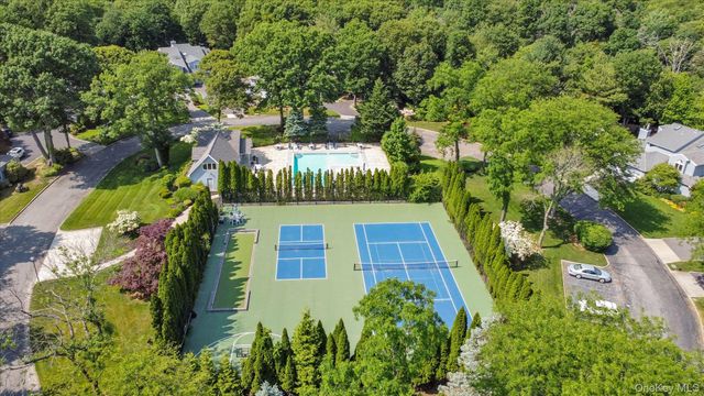 4 Wood Path Drive, Northport, NY 11768