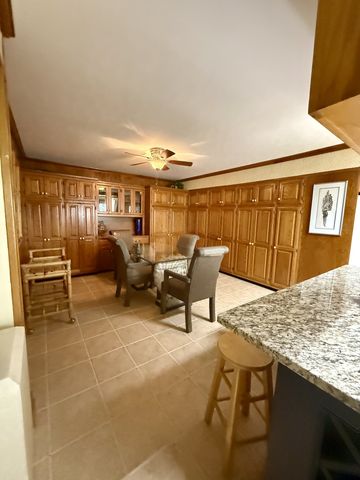 1040 Berwick Trl, Madison, TN 37115